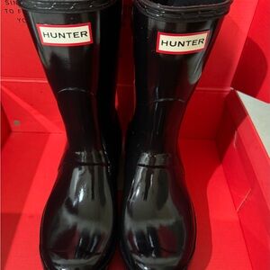 Original Hunter Glossy Black Boots Size 7